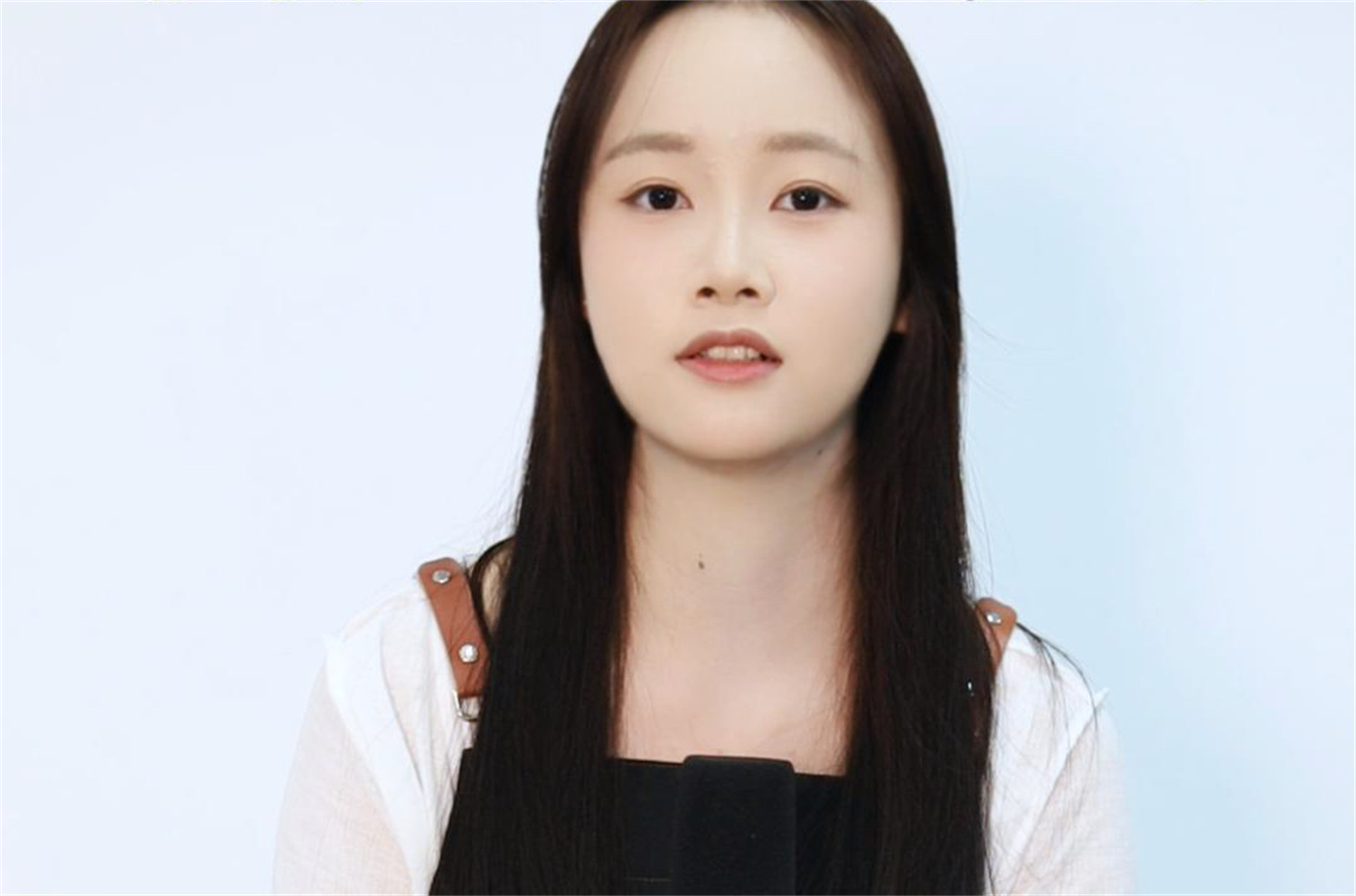 彩妆班在校生黄卫玲采访